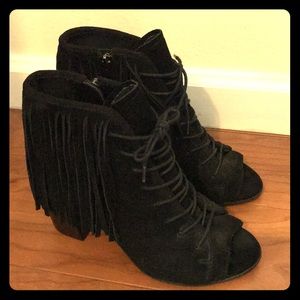 Steve Madden Fringe Open Toe Booties Size 7.5